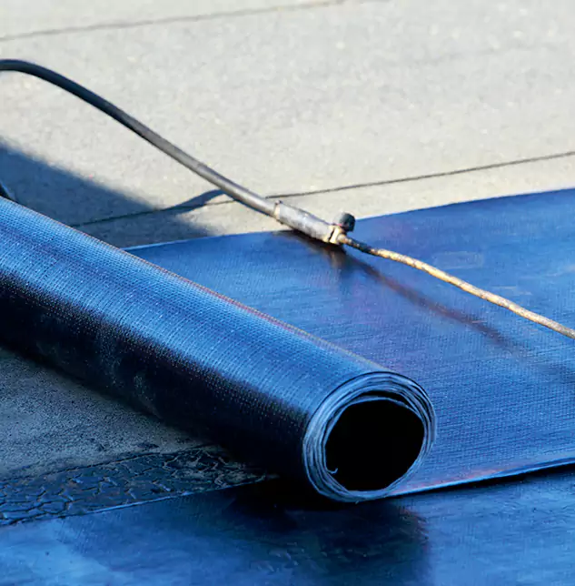 Expert Rubberized Roof Patch Solutions: Restoring Issaquah's Flat Roofs to Peak Performance