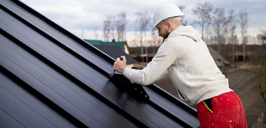 Professional Corrugated Roofing Repair Services in Issaquah, WA