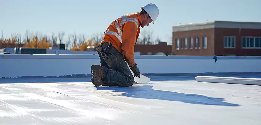 Professional Flat Roofing Services in Issaquah, WA