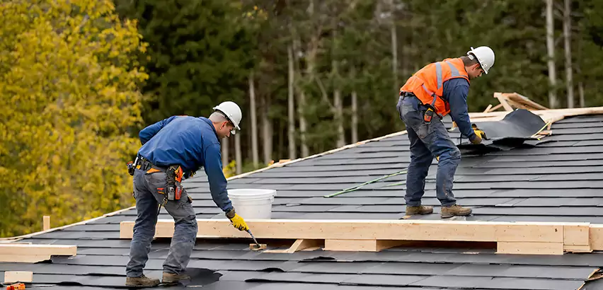 Garage Felt Roof Replacement in Issaquah