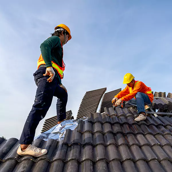 Why Issaquah, WA Property Owners Trust Issaquah Roofing Pro for Emergency Roof Repair?