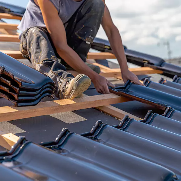 Why Issaquah, WA Homeowners Choose Issaquah Roofing Pro for Hail Damage Repairs?