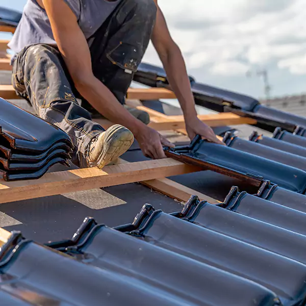 Why Issaquah Homeowners Choose Issaquah Roofing Pro for Roof and Gutter Repair?