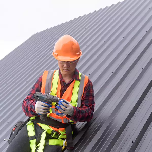 Why Property Owners in Issaquah Choose Issaquah Roofing Pro for Tin Roofing Installation Service?